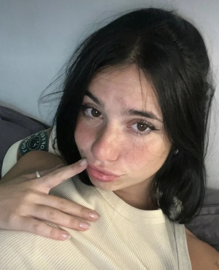 Chloe, melhor OnlyFans Portugal grátis em 2026